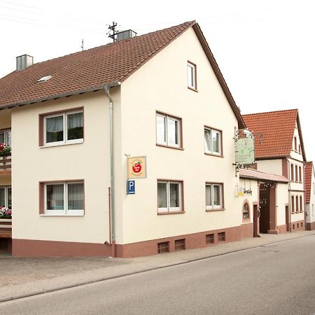 Weingut Und Gastehaus Vongerichten Oberhausen  Exterior photo